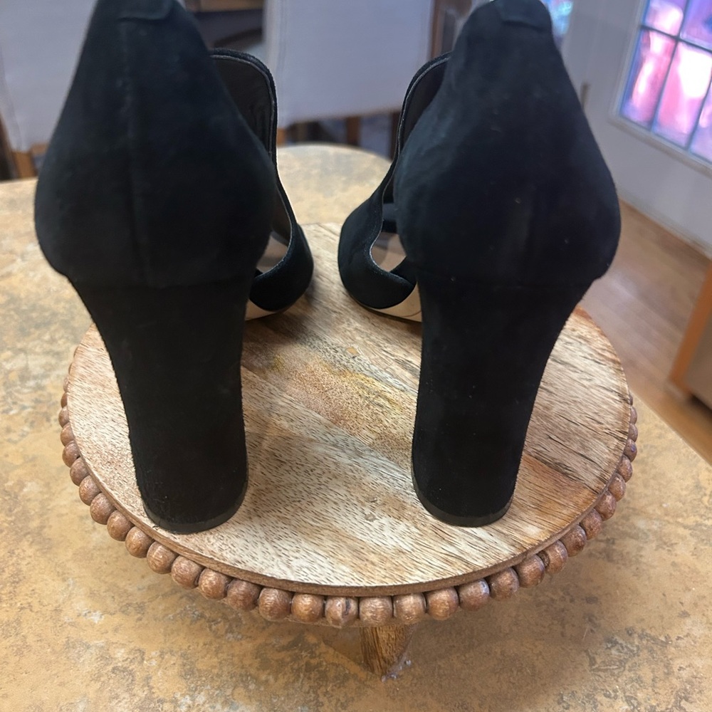 Karl Lagerfeld Black Suede Peep-Toe Block Heel Shoes - Picture 9 of 12